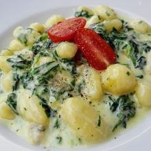 Gnocchi con Gorgonzola e Spinaci